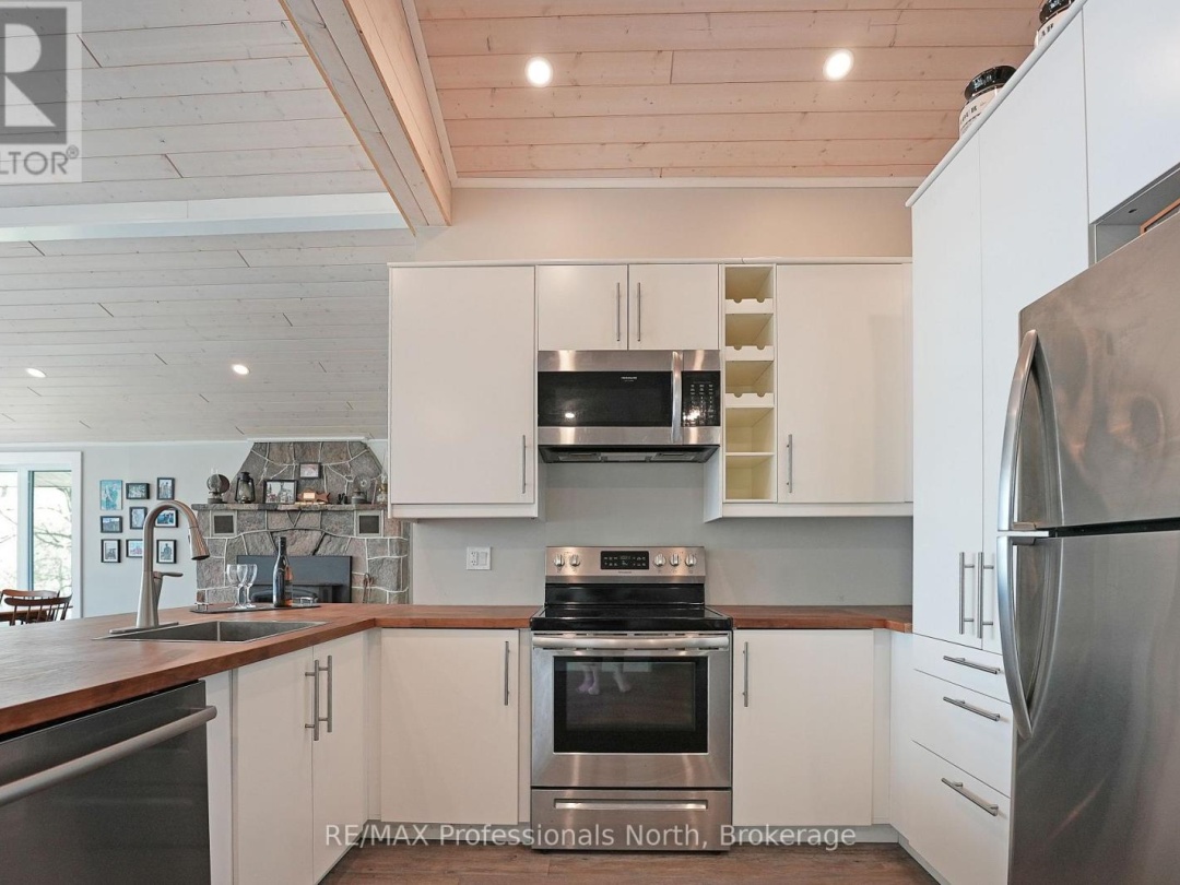 13914 35 Highway, Mountain Lake