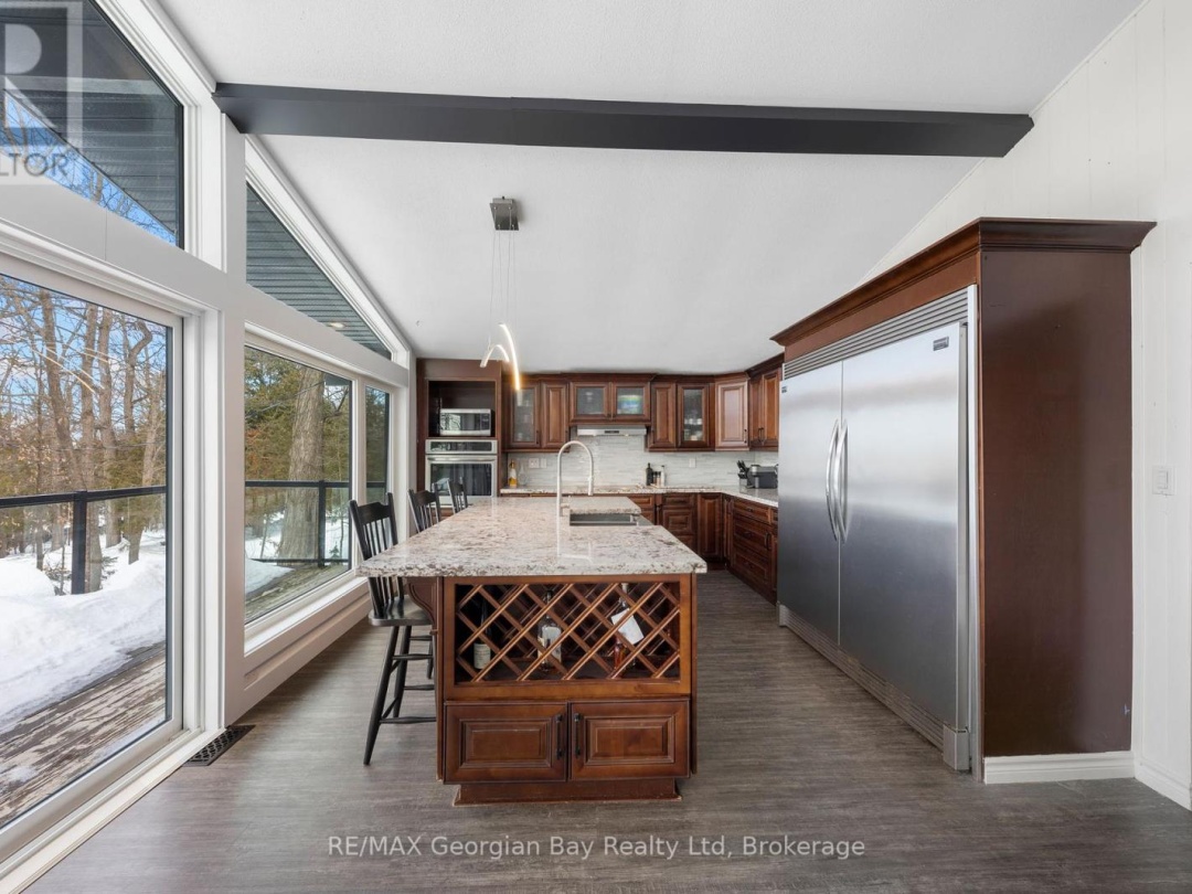 1745 TWIN OAKS CRESCENT, Matchedash 