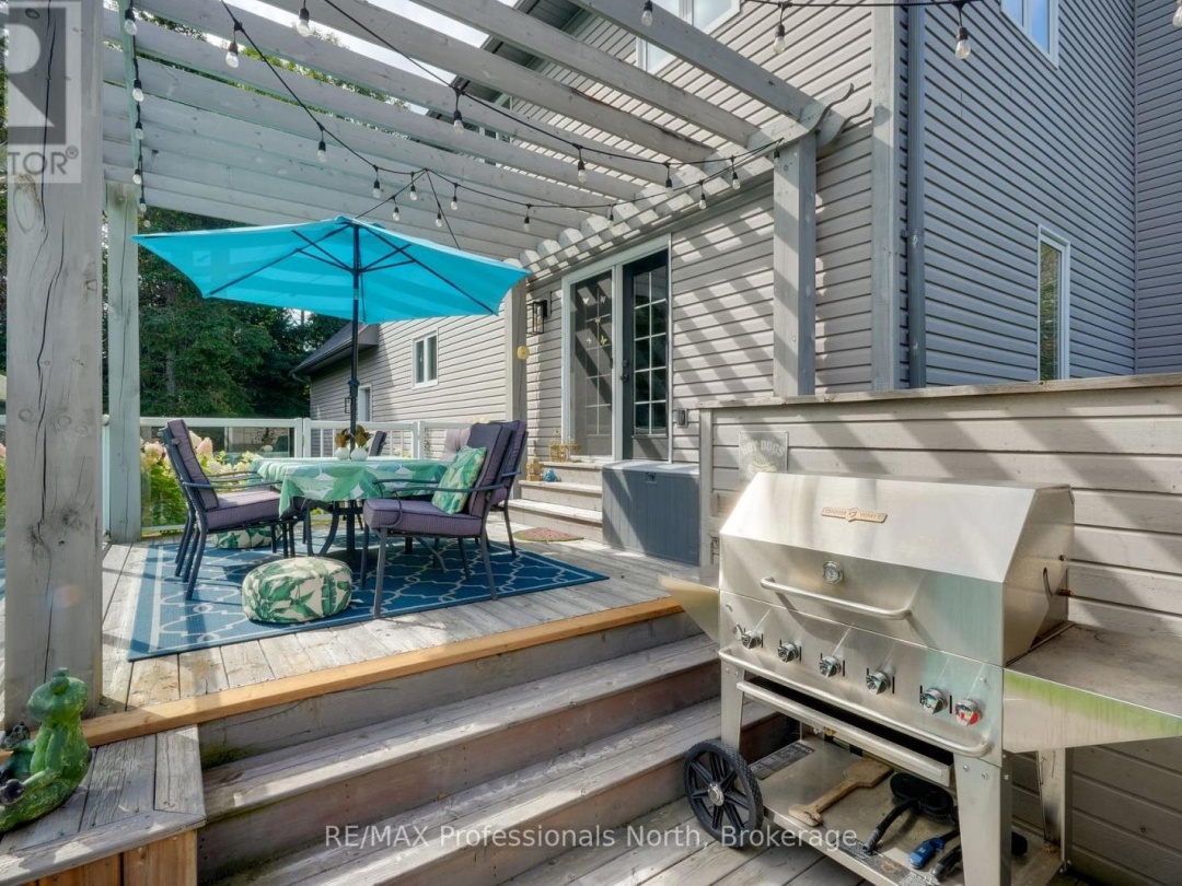 23 THOMAS CRESCENT, 