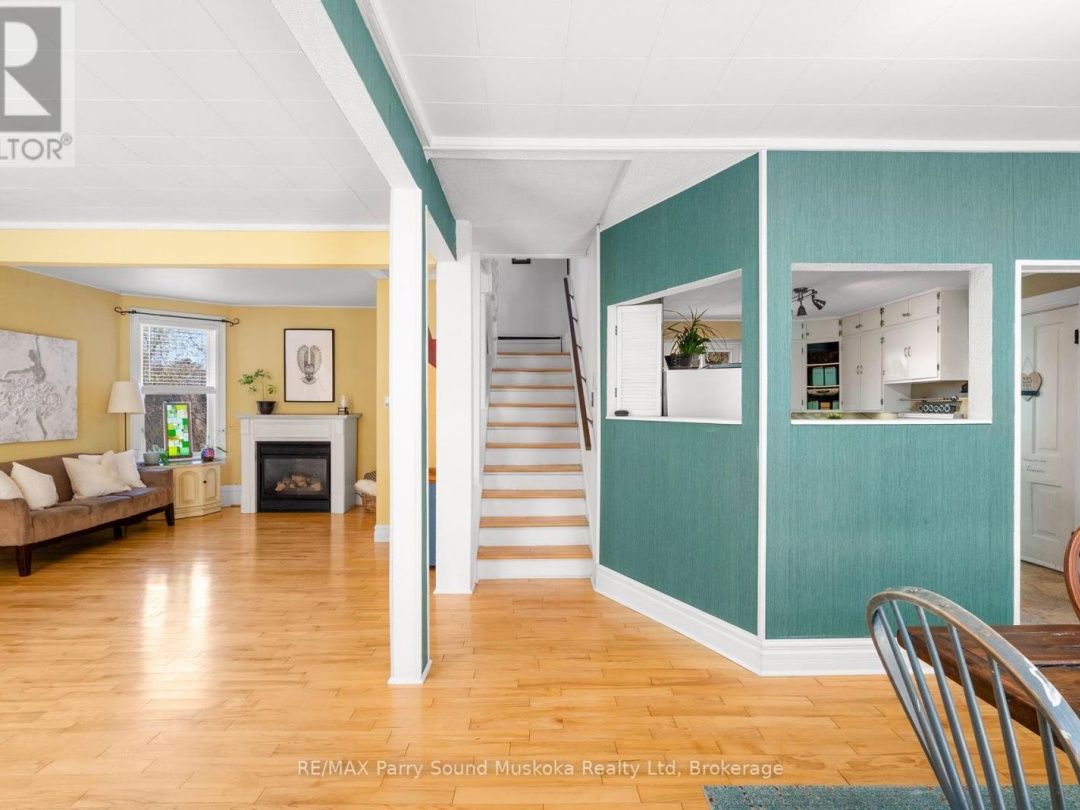 17 WAUBEEK STREET, 