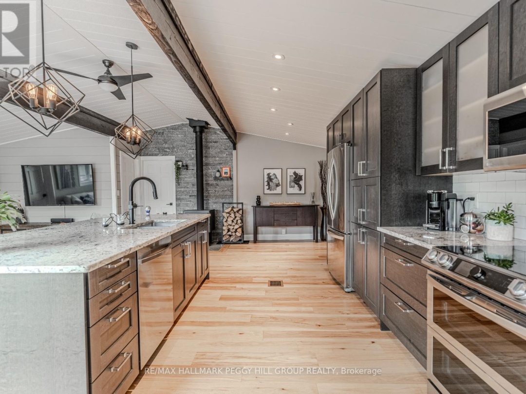 7952 Park Lane Crescent, Black Lake