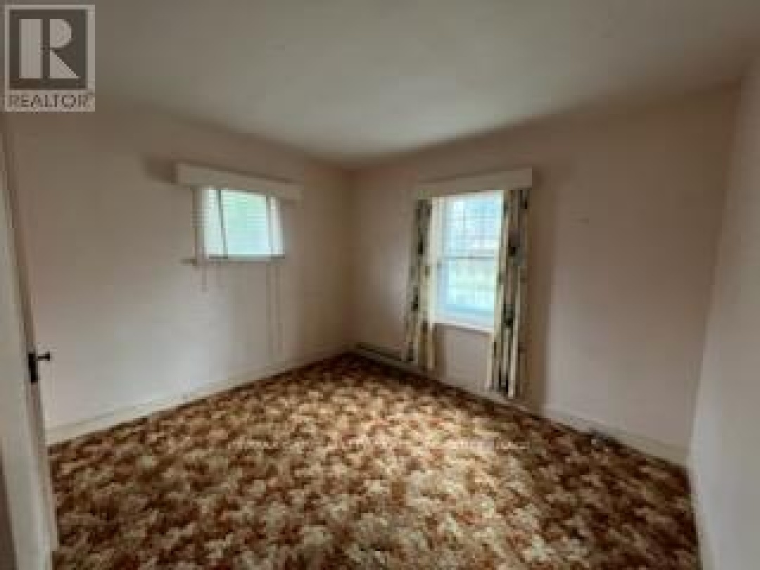 770 BAY STREET, 