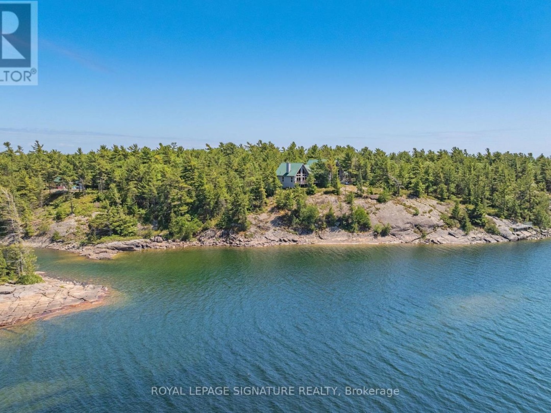 B350 Echo Island, Georgian Bay