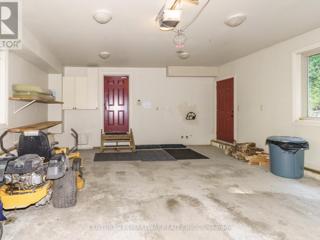 1066 TALLY-HO WINTER PARK ROAD, 