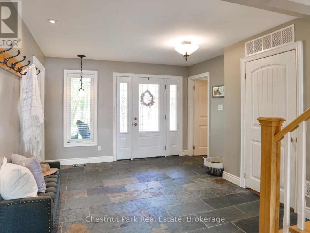 3547 Lauderdale Pt Crescent, Sparrow Lake