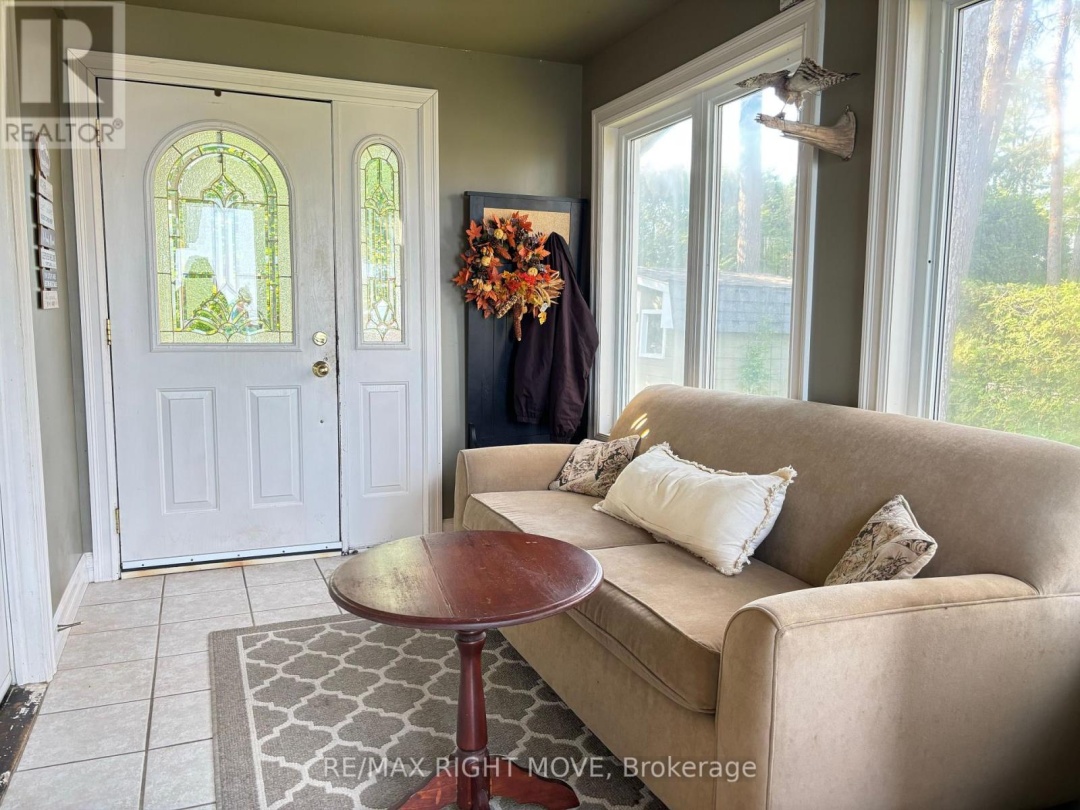 1185 WOODLAND DRIVE, 