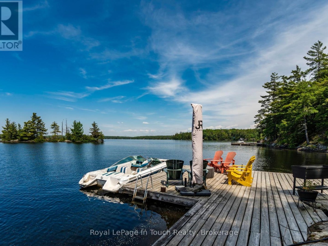 4 IS 270 GEORGIAN BAY ISLAND, 