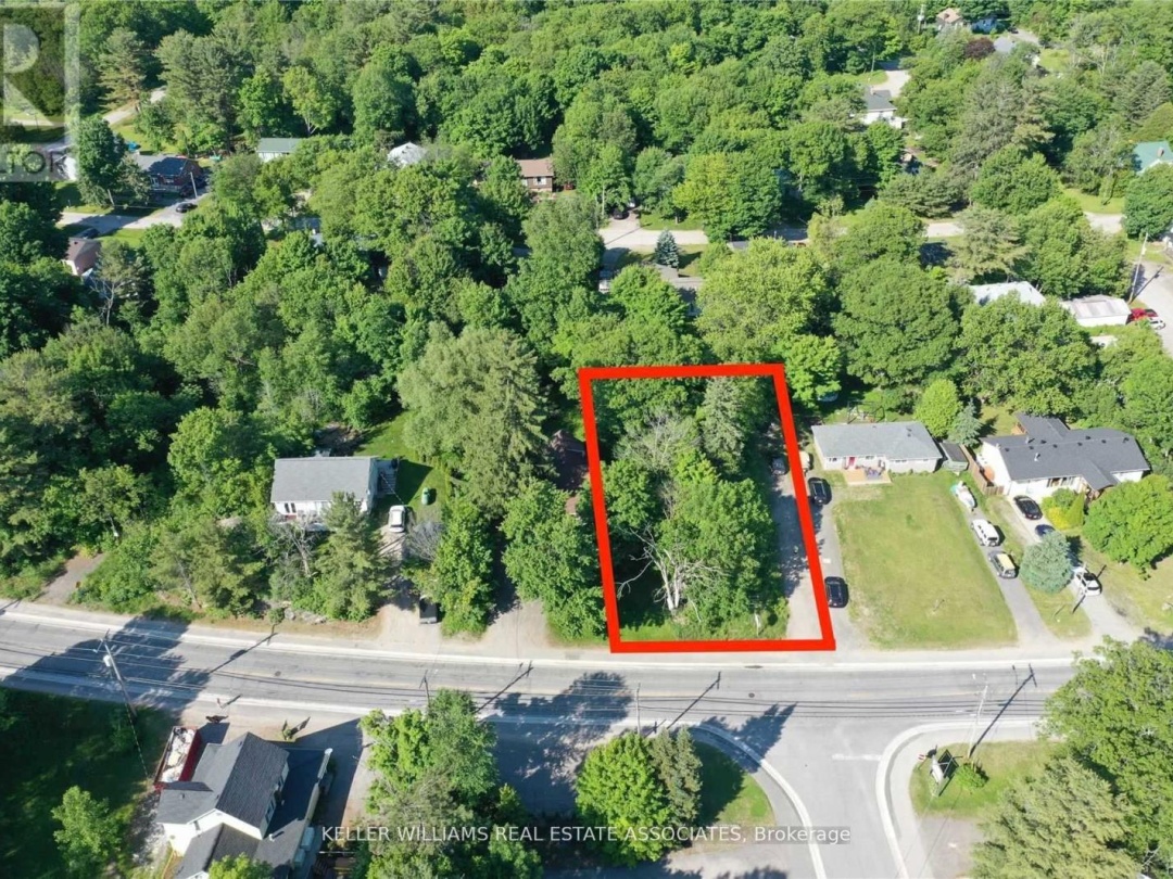 3172 Muskoka 169 Road, Muskoka Lakes