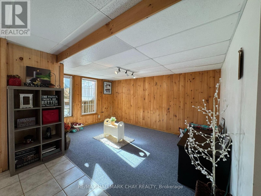20 Liza Crescent, Lake Muskoka