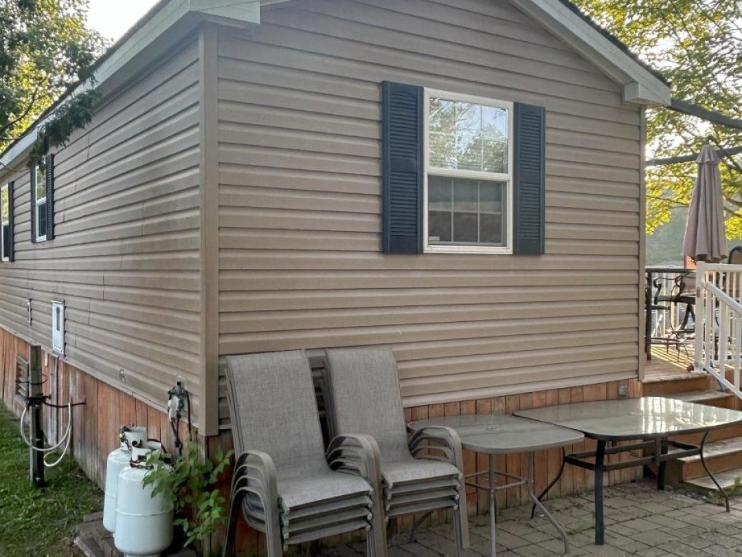 2 - 1336 SOUTH MORRISON LAKE ROAD, 