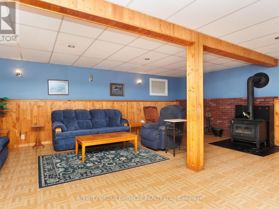 3 HEMLOCK STREET, 