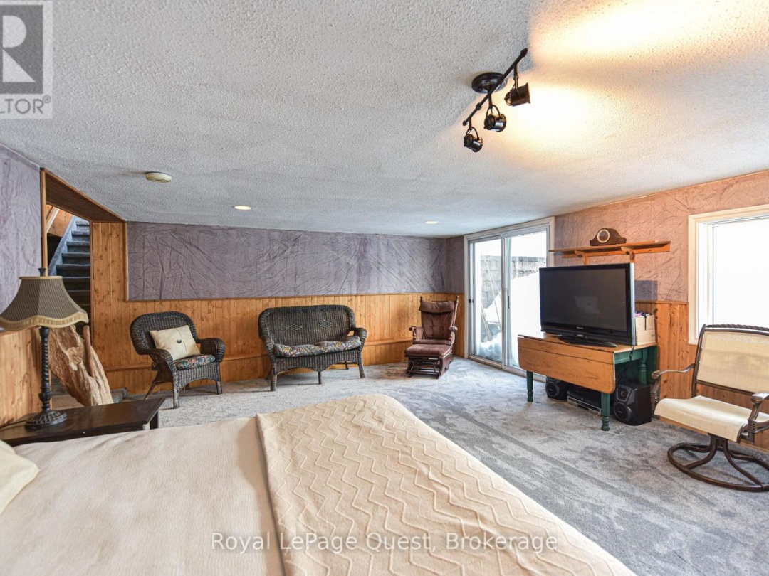 3012 MOYNES ROAD, Severn Lake