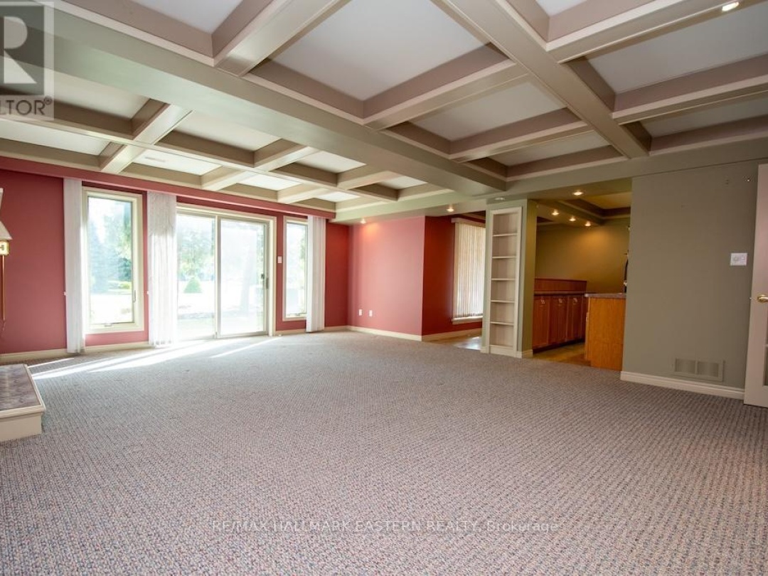 2 HUNTINGWOOD CRESCENT, 