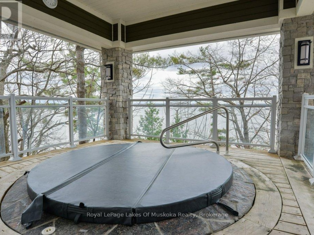 6 - 1869 MUSKOKA RD 118 ROAD W, 