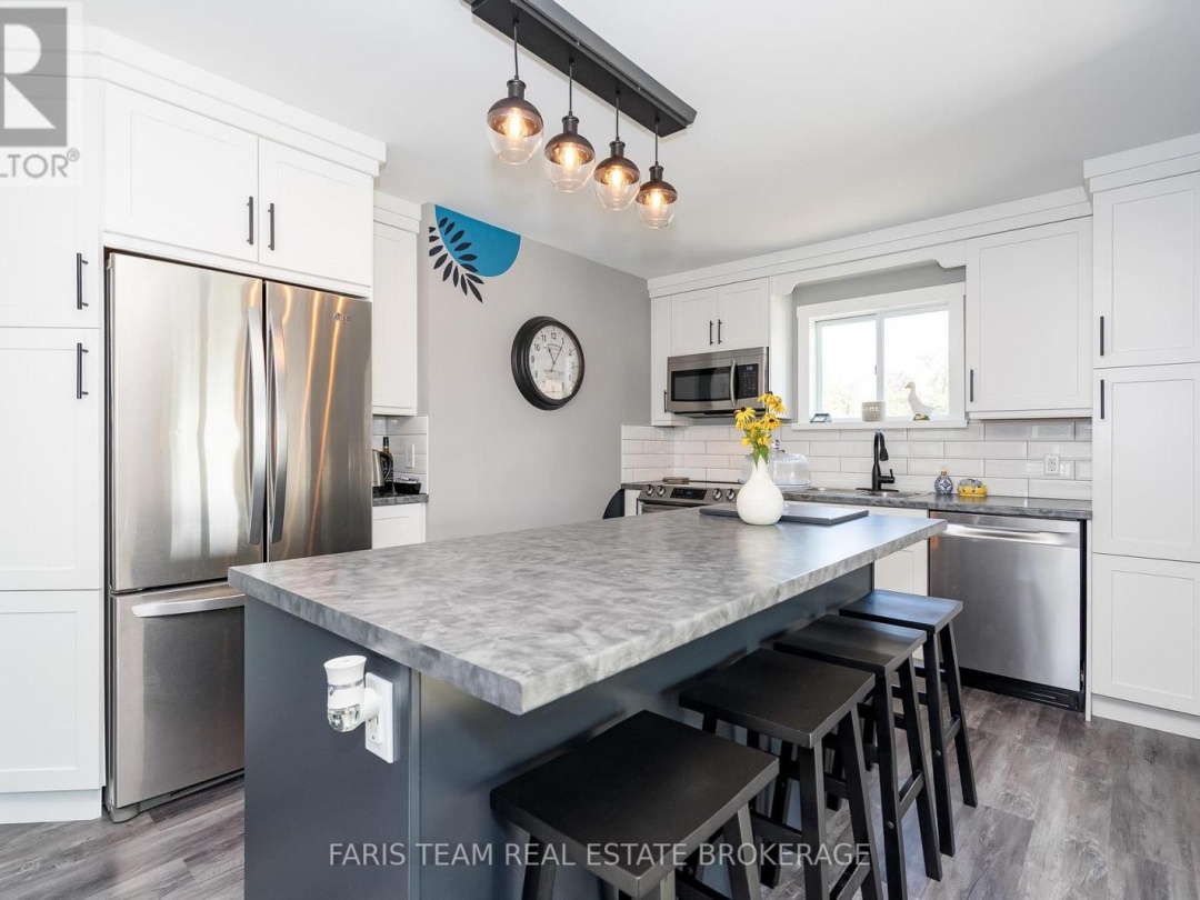 57 PORT SEVERN ROAD N, 