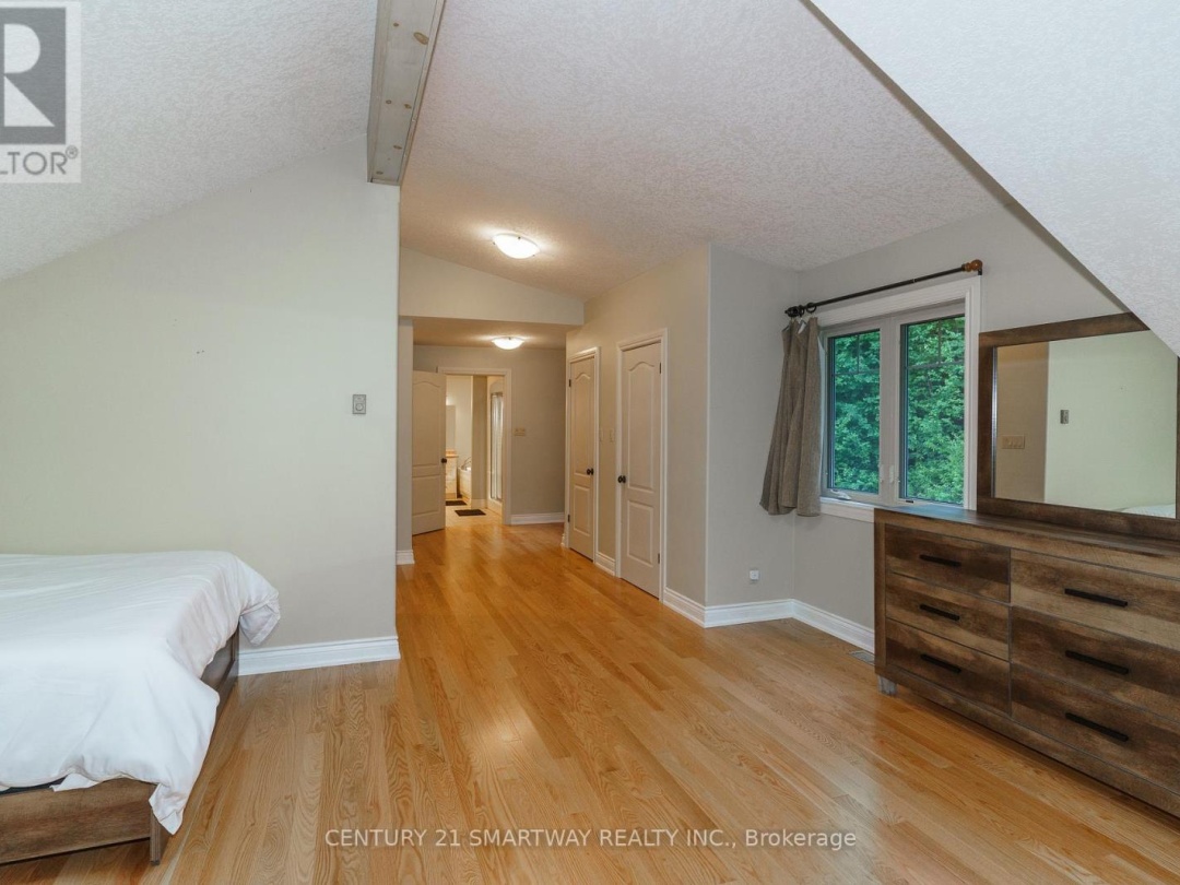 1066 TALLY-HO WINTER PARK ROAD, 