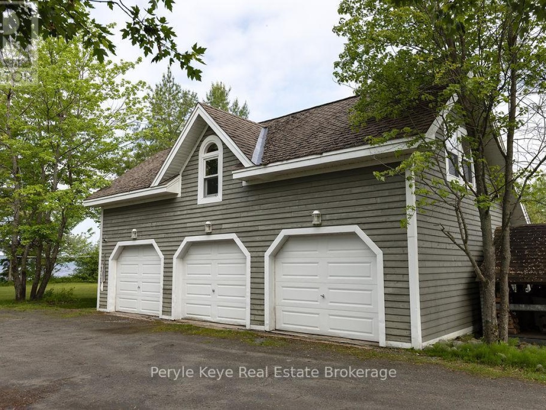 118 ROBIN ROAD, 