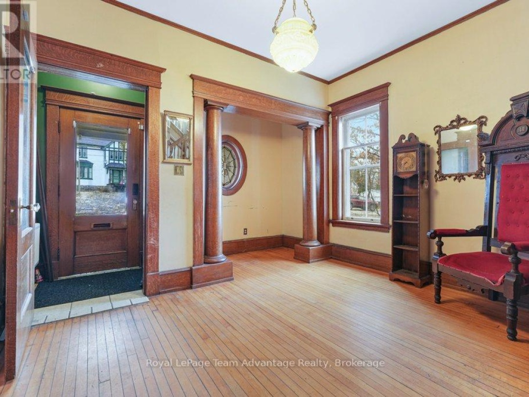20 Belvedere Avenue, Parry Sound
