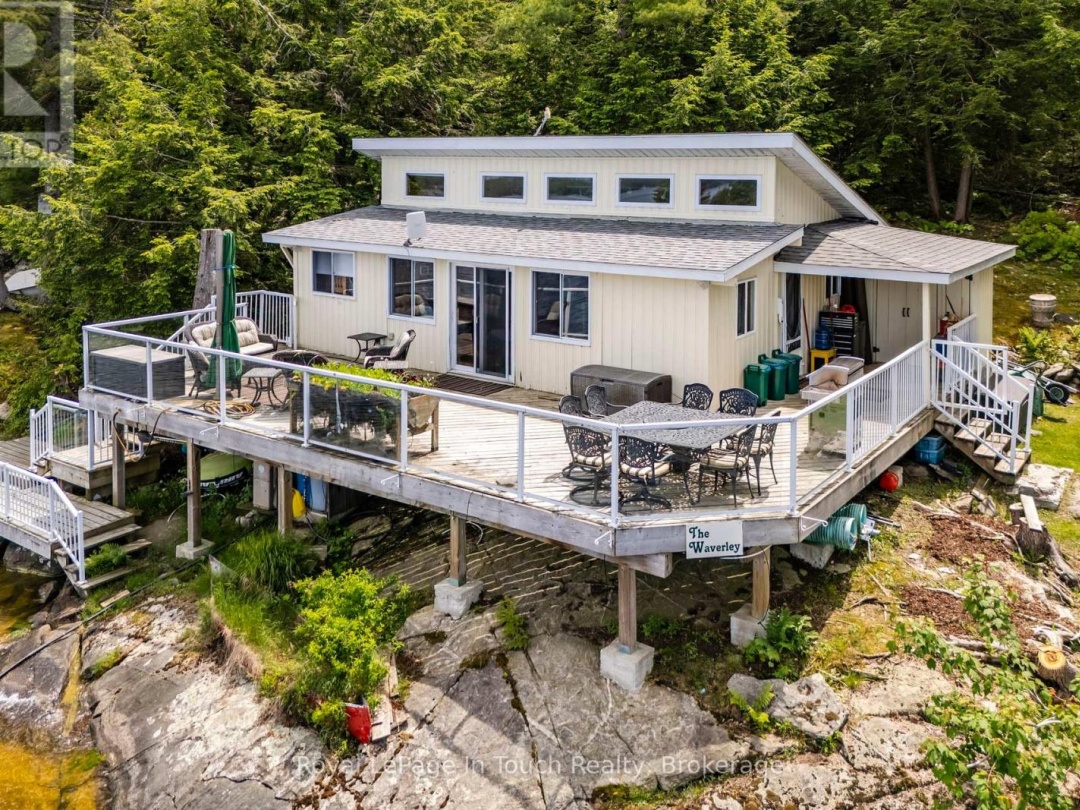 4 IS 270 SIX MILE LAKE ISLAND, 