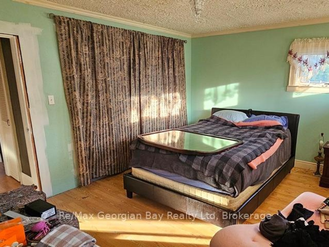 295 Duck Bay Road, Tay
