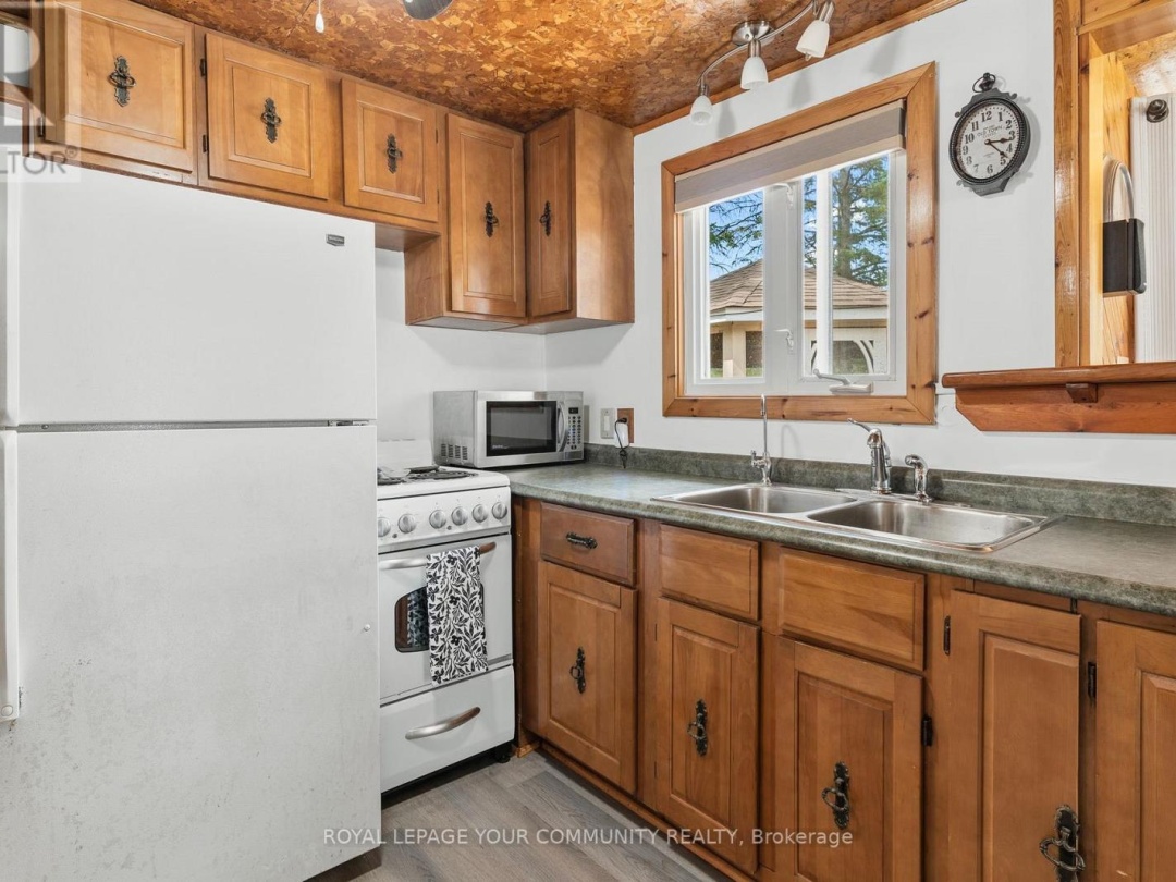 1139 CANUCK TRAIL, 