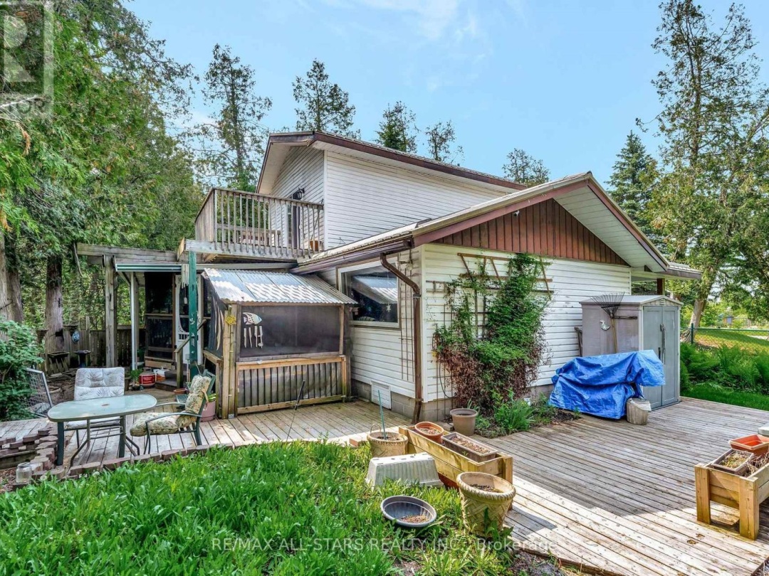 14 Wychwood Drive E, Sturgeon Lake