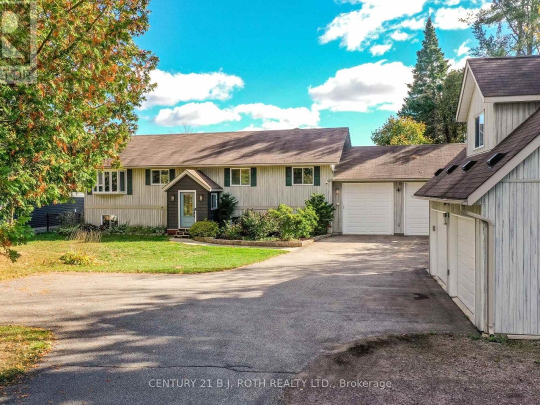 3371 LAKE ST. GEORGE BOULEVARD, 