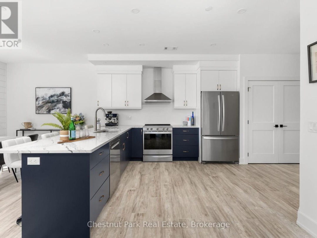 109 - 18 CAMPUS TRAIL, 