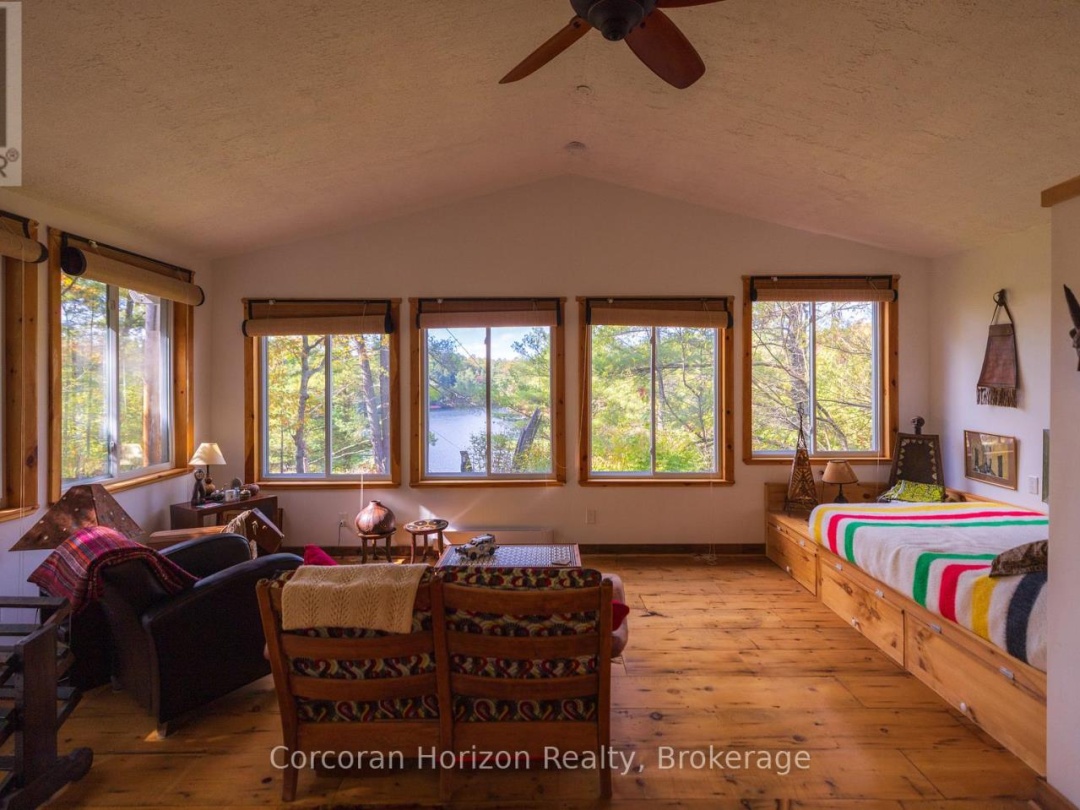 566 HUNGRY BAY ROAD W, 