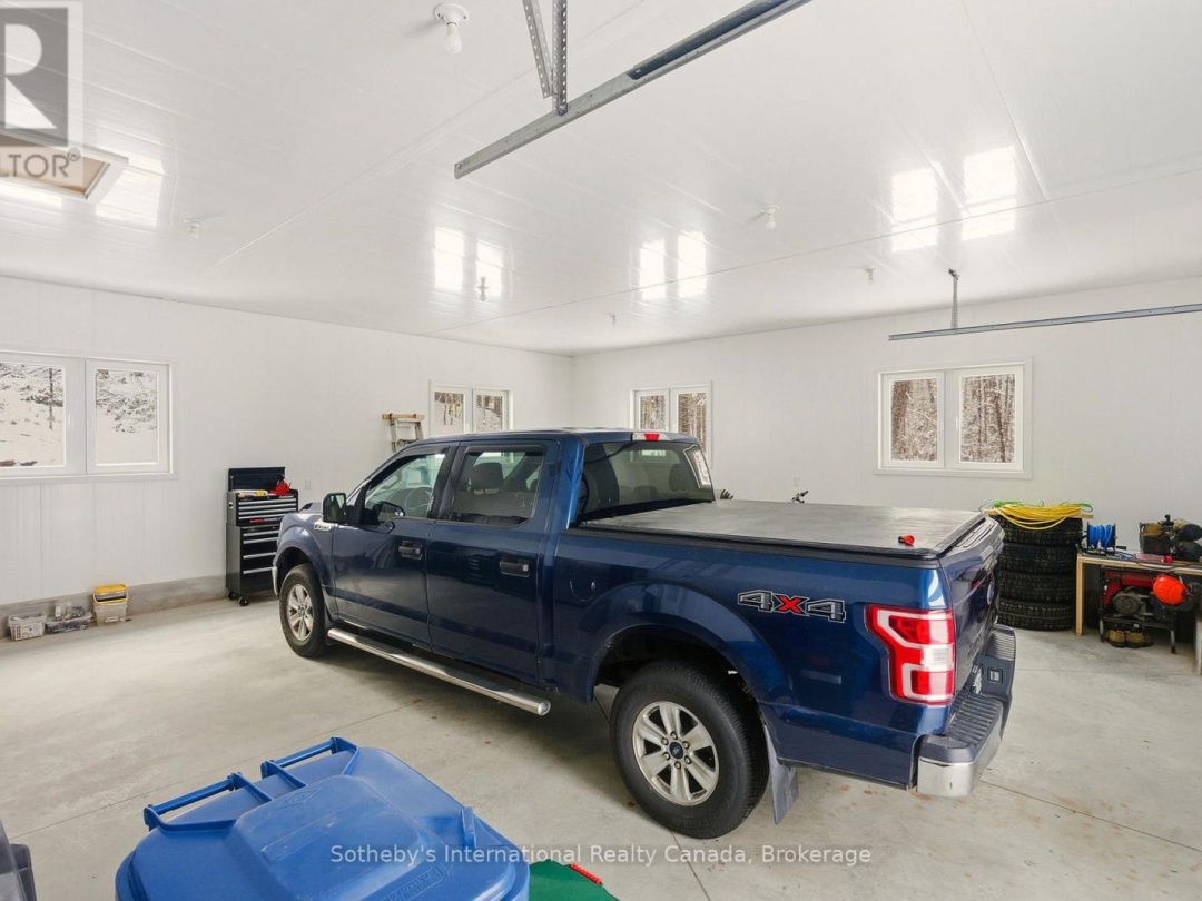 2435 RAVENSCLIFFE ROAD, 