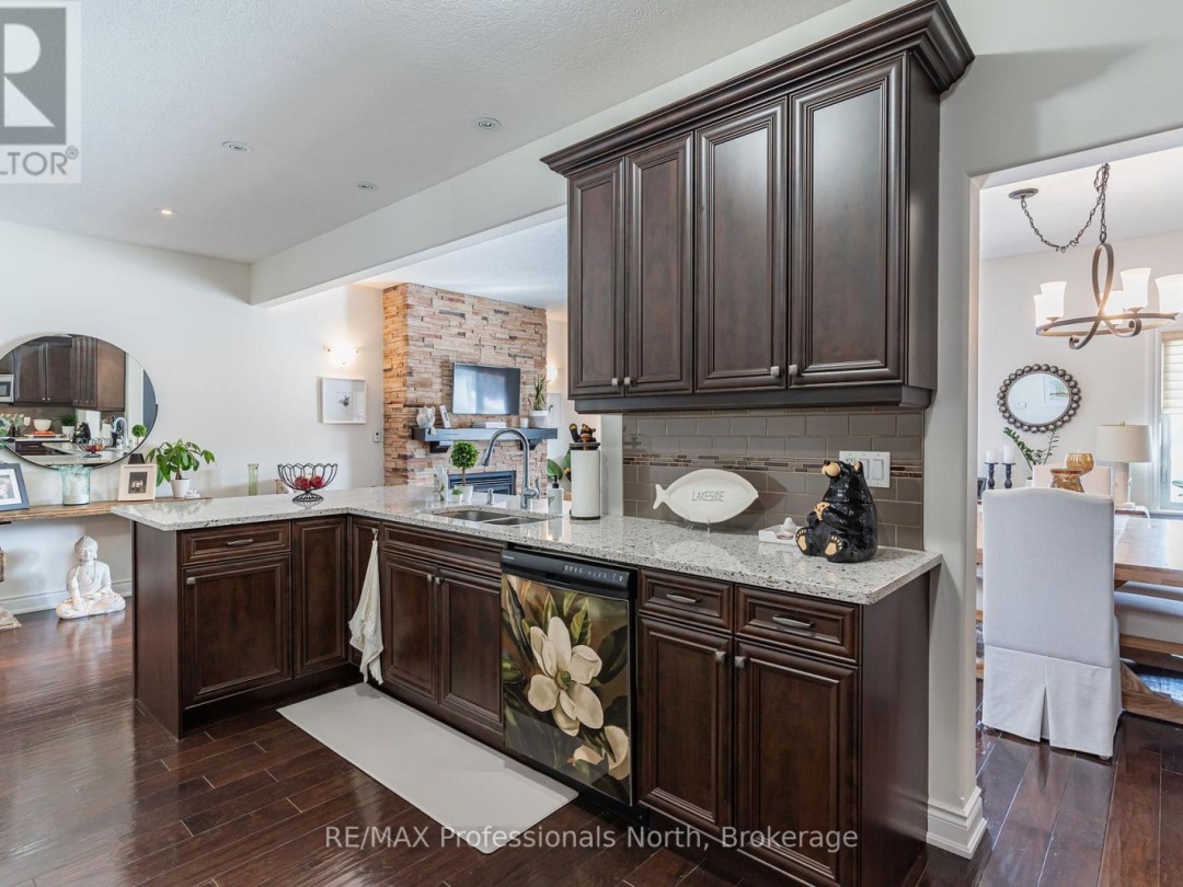 13 - 68 WEBB CIRCLE, 