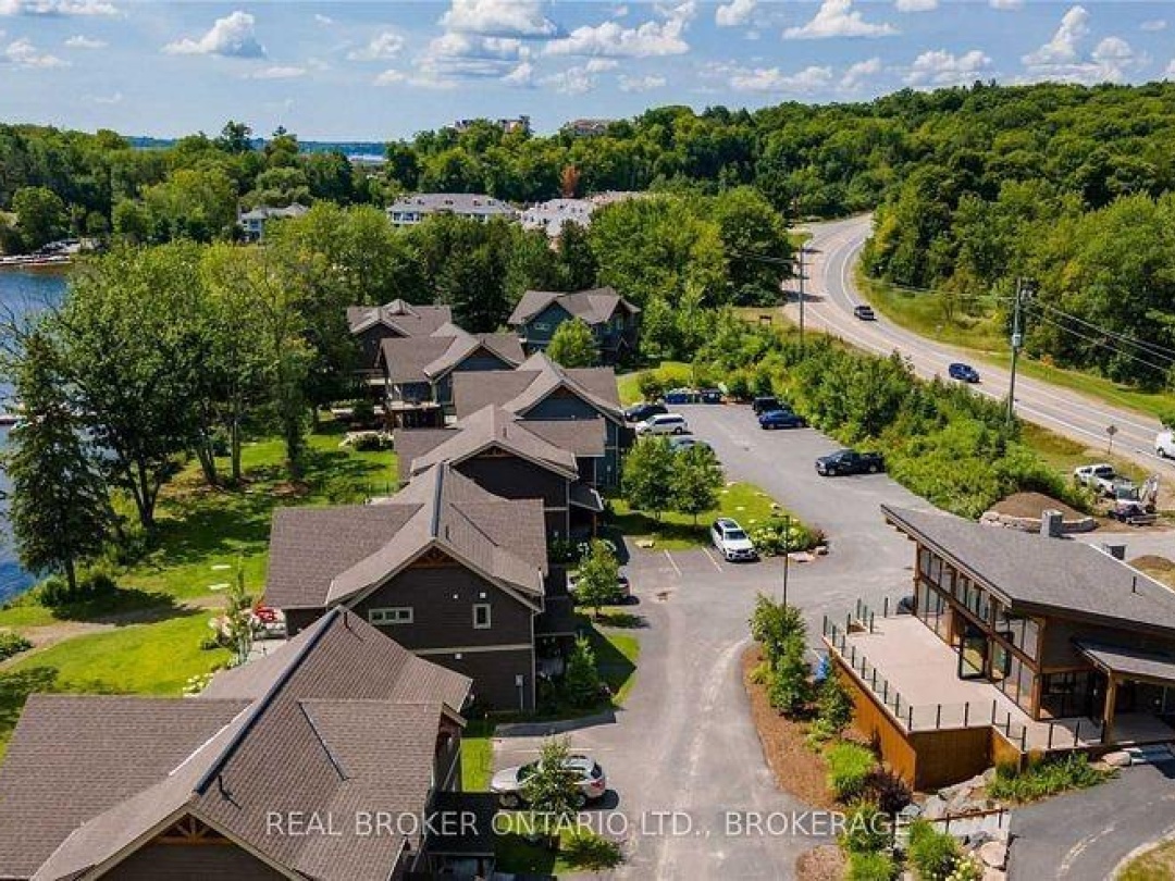 1841 Muskoka Road 118 Road W Unit# 2B, Lake Muskoka