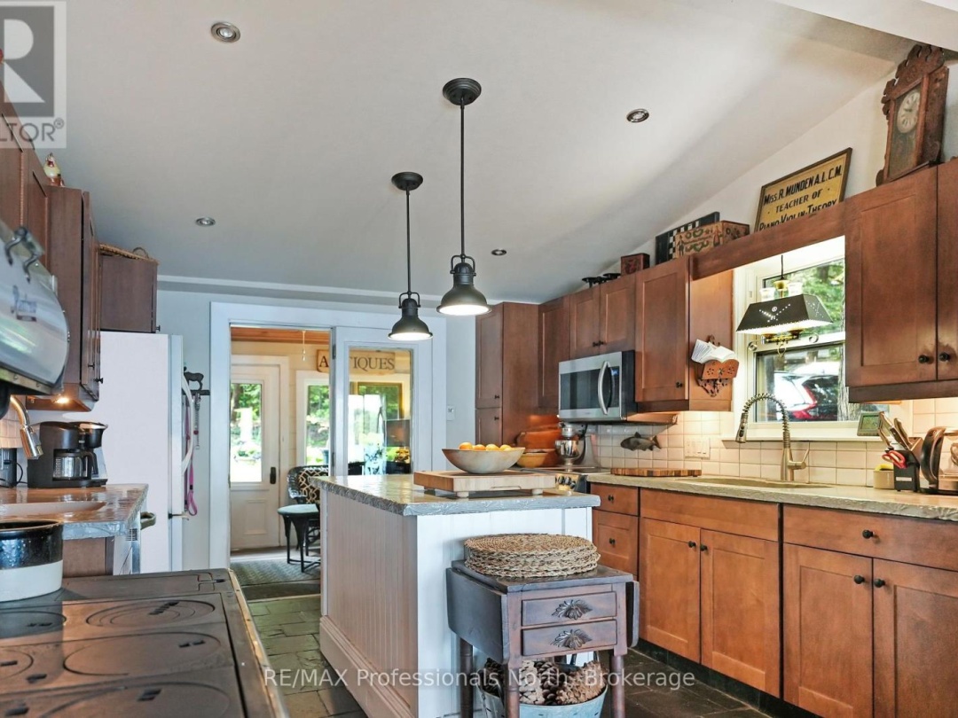 61 FR 327A ROAD, 