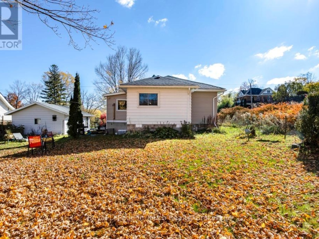 450 ASSINIBOIA STREET, 