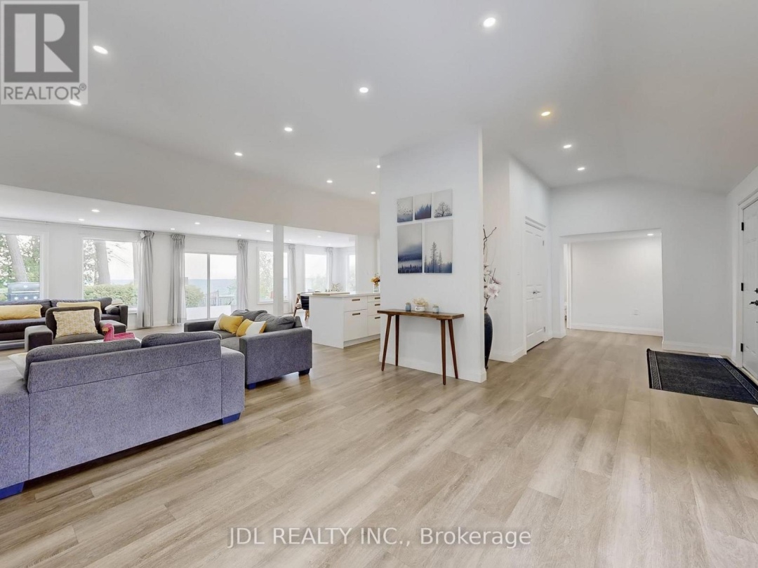25220 Maple Beach Road, Lake Simcoe