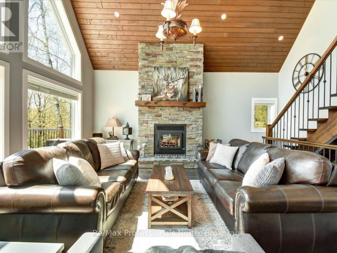 88 Russell Drive, White Lake