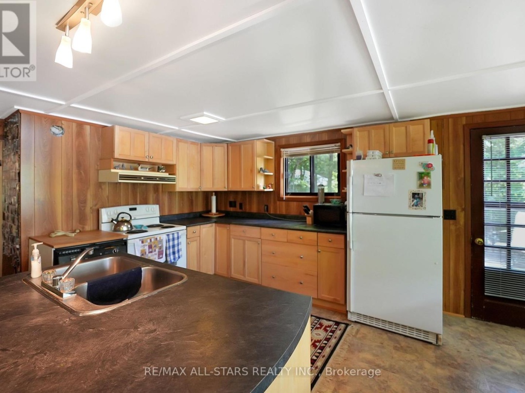 1233 Crystal Lake Road, Crystal Lake
