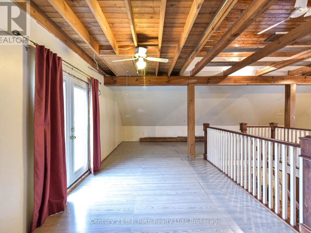 5135 SIDEROAD 25, 