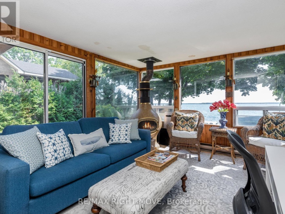 18 MAPLE DRIVE, 