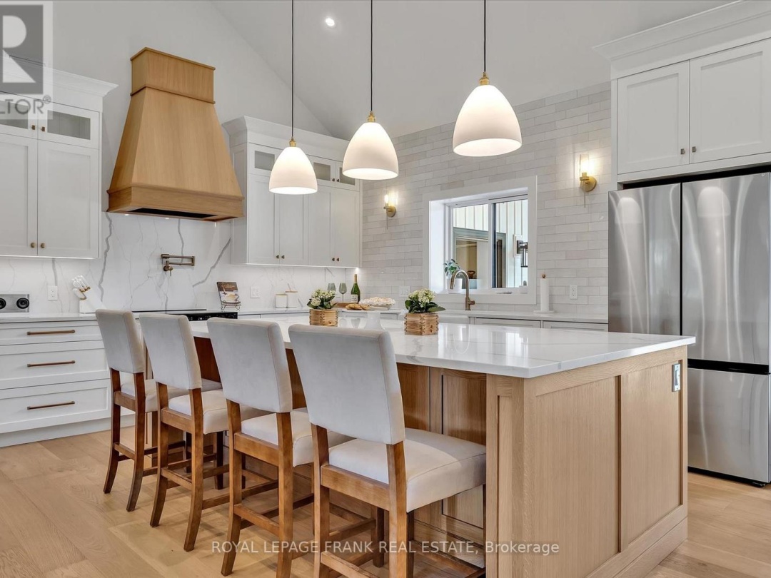 652 County Road 49, Trent Lakes