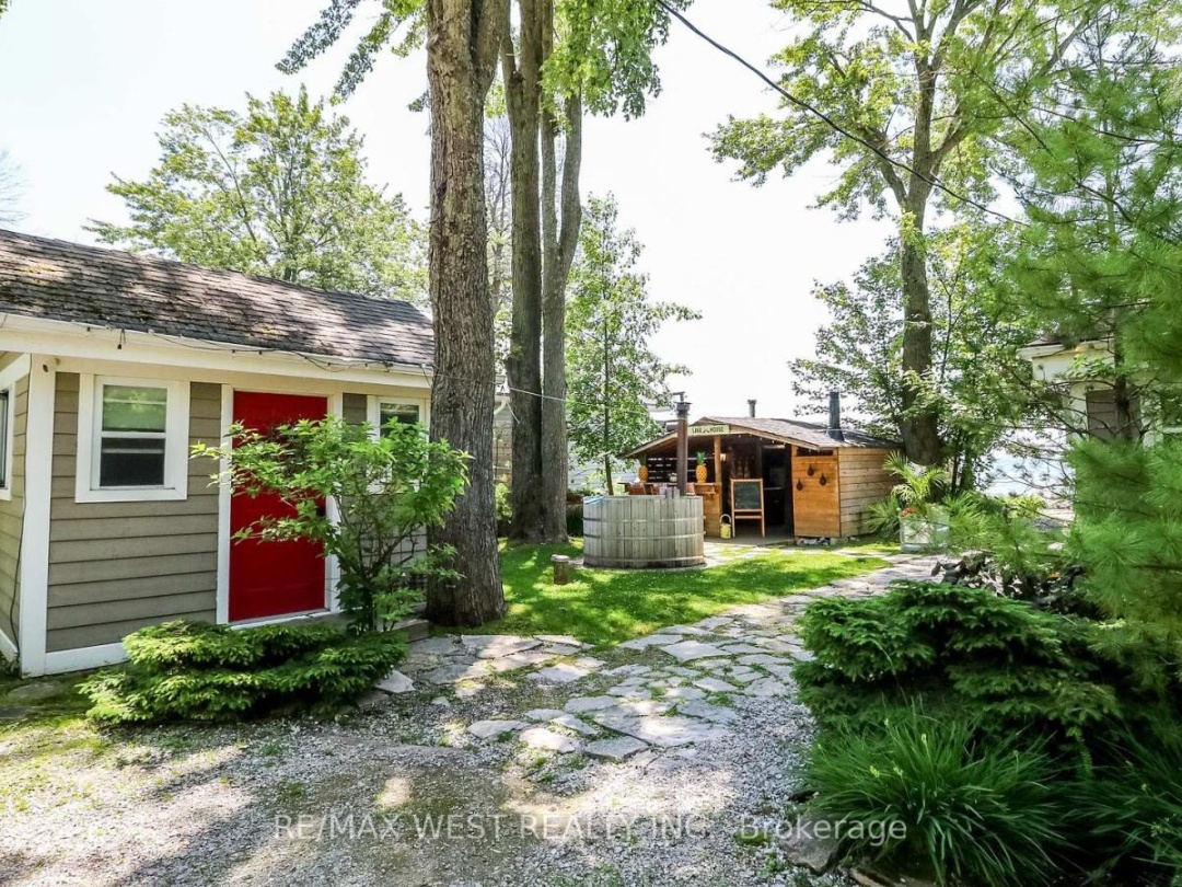 3756 GLENREST DRIVE, 