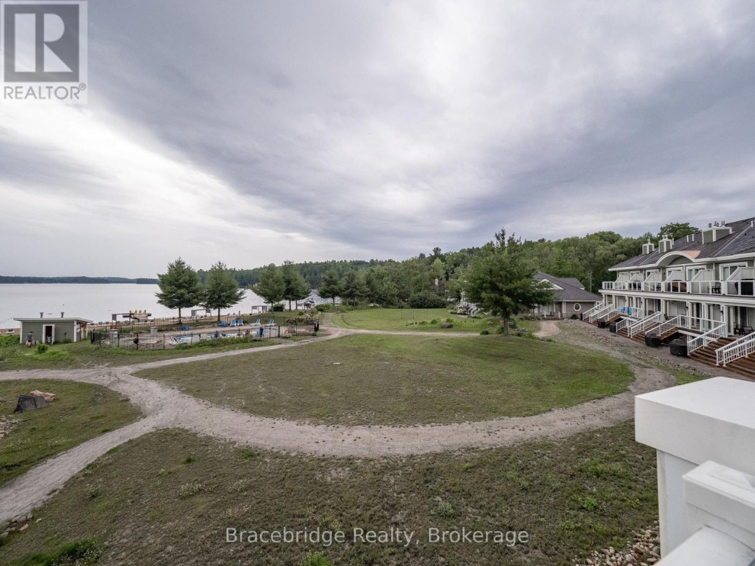 Bhv B203 1869 Muskoka Rd 118 Highway W, 