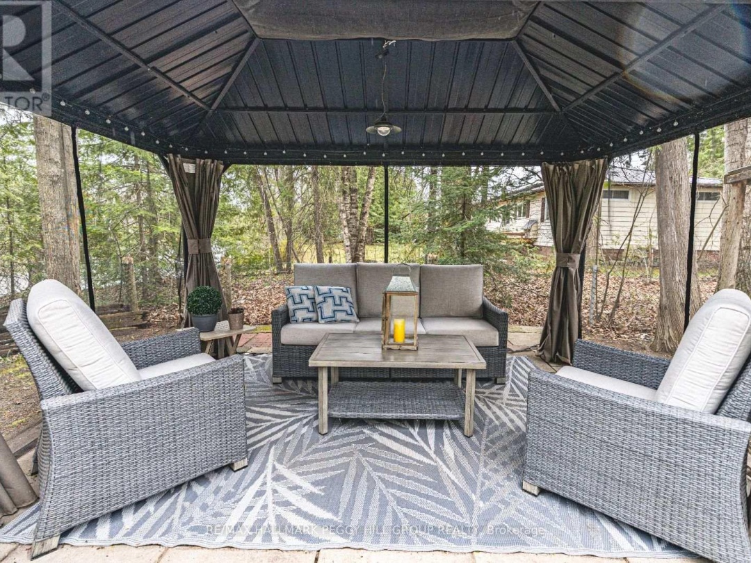 15 Duncan Drive, Trent-severn Waterway
