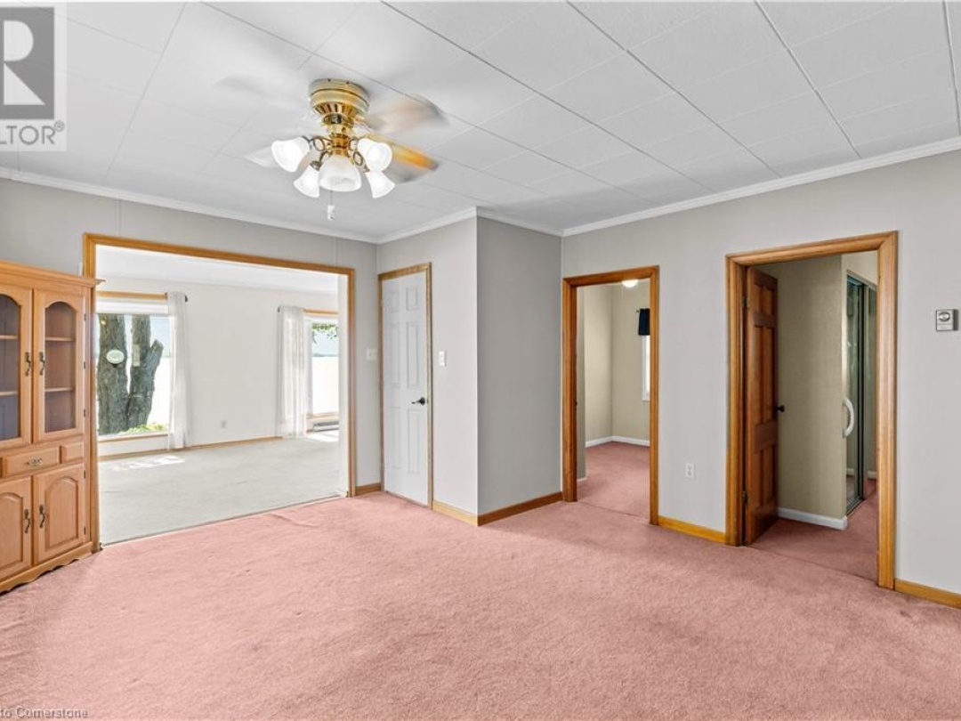 2703 LAKESIDE Drive, 