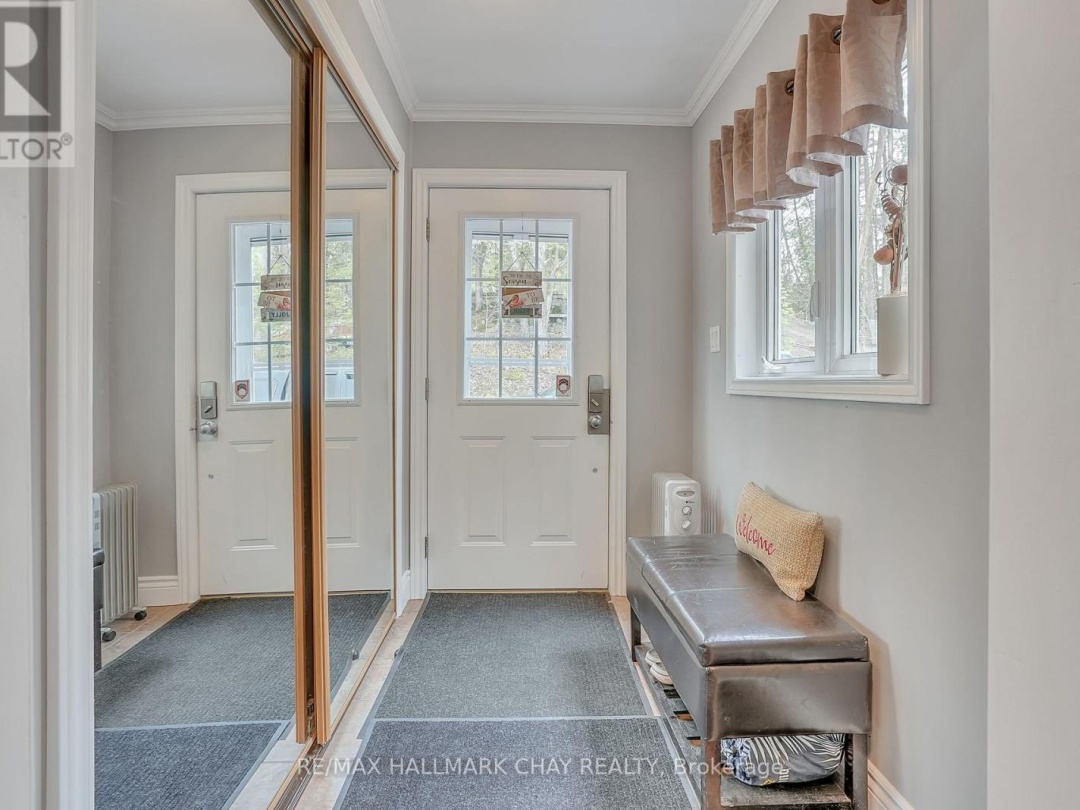 138 Lake Dalrymple Road, Dalrymple Lake