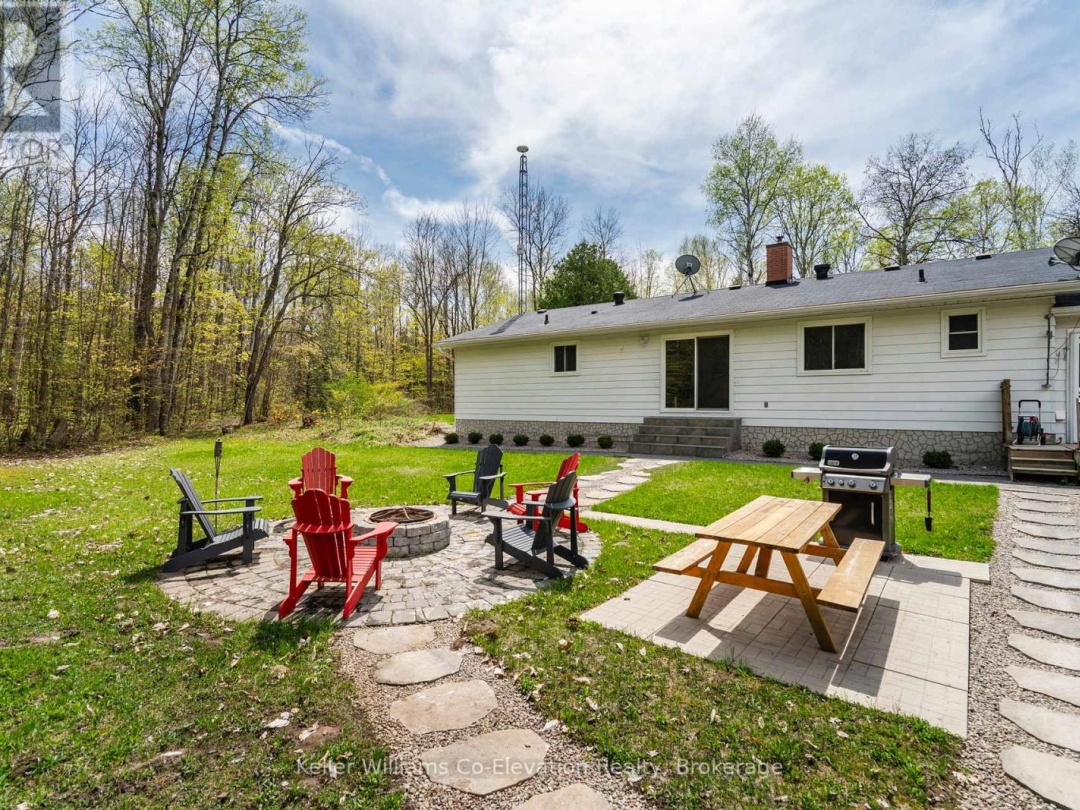 1467 Rosemount Road, Tay