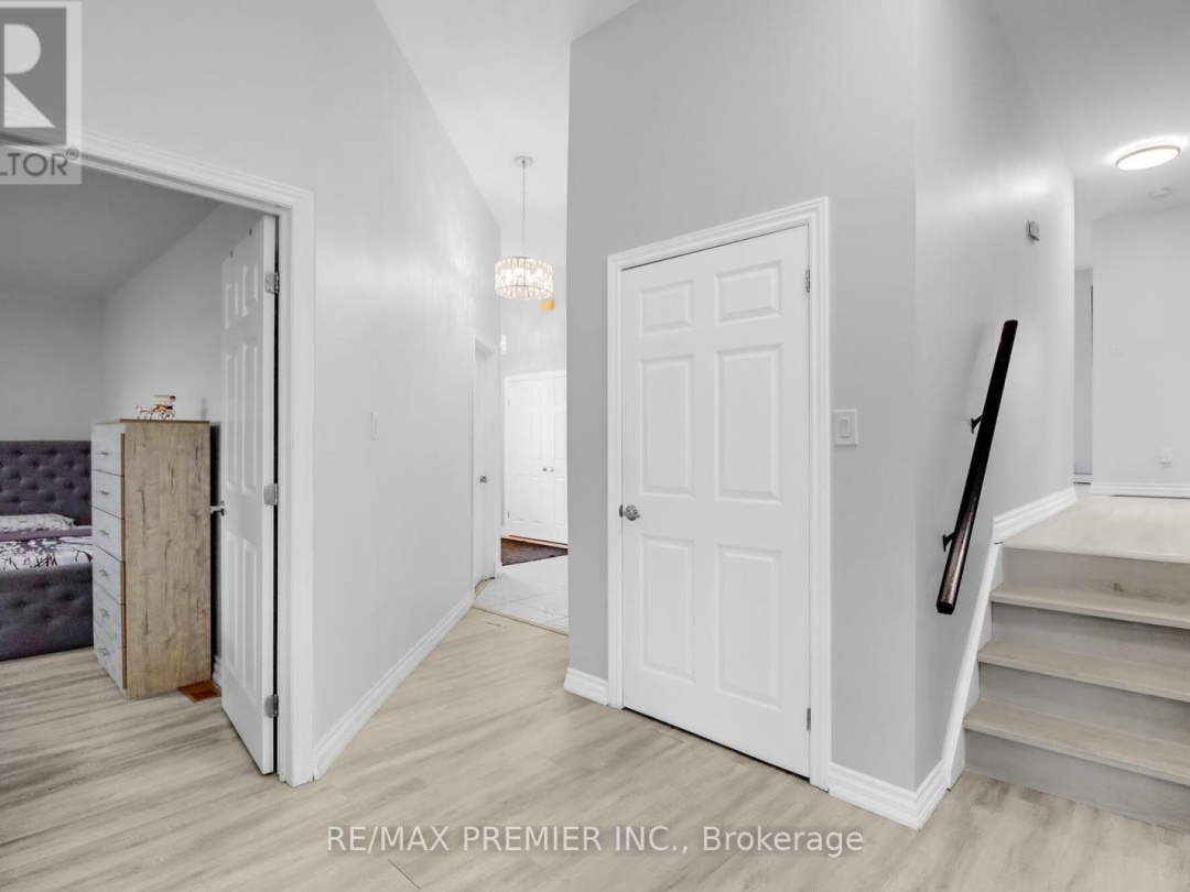 100 Readman Street, Lake Muskoka