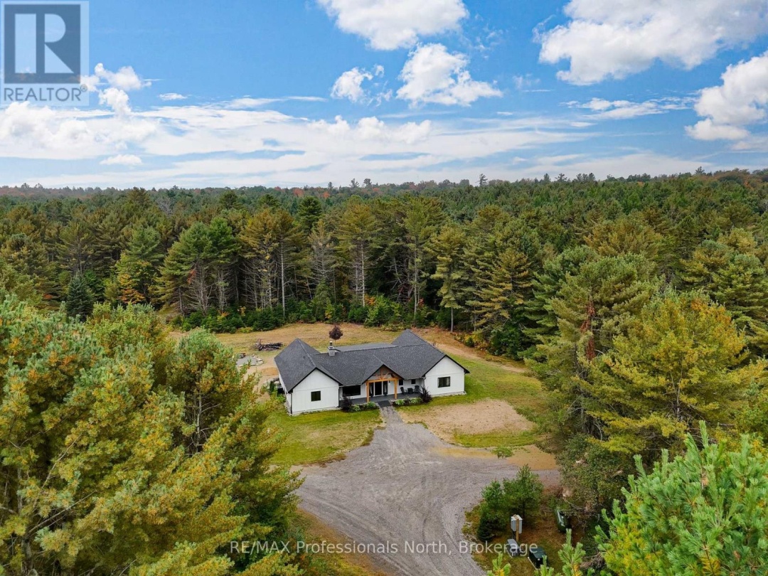1064 NAISMITH ROAD, 