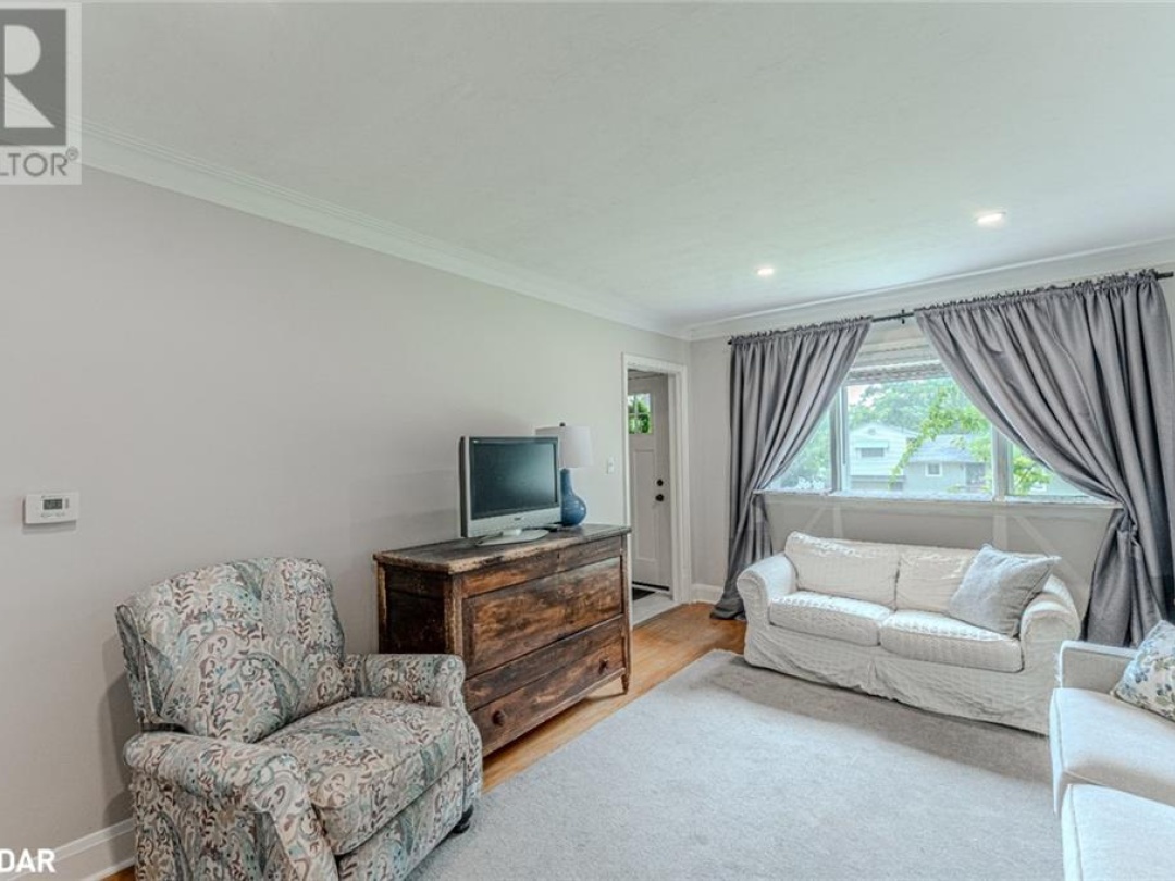29 ARGYLE Avenue, 