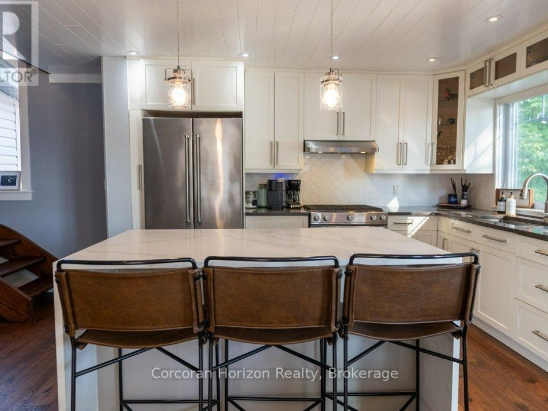 280 ROBINS POINT ROAD, Georgian Bay